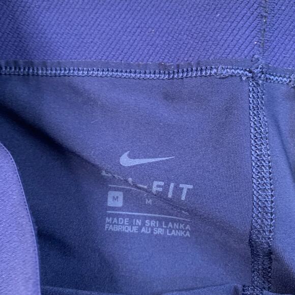 Nike Leggings Womens M Medium Navy Dri Fit Pro Linear Rain Pull On Stretch Capri - Picture 6 of 9